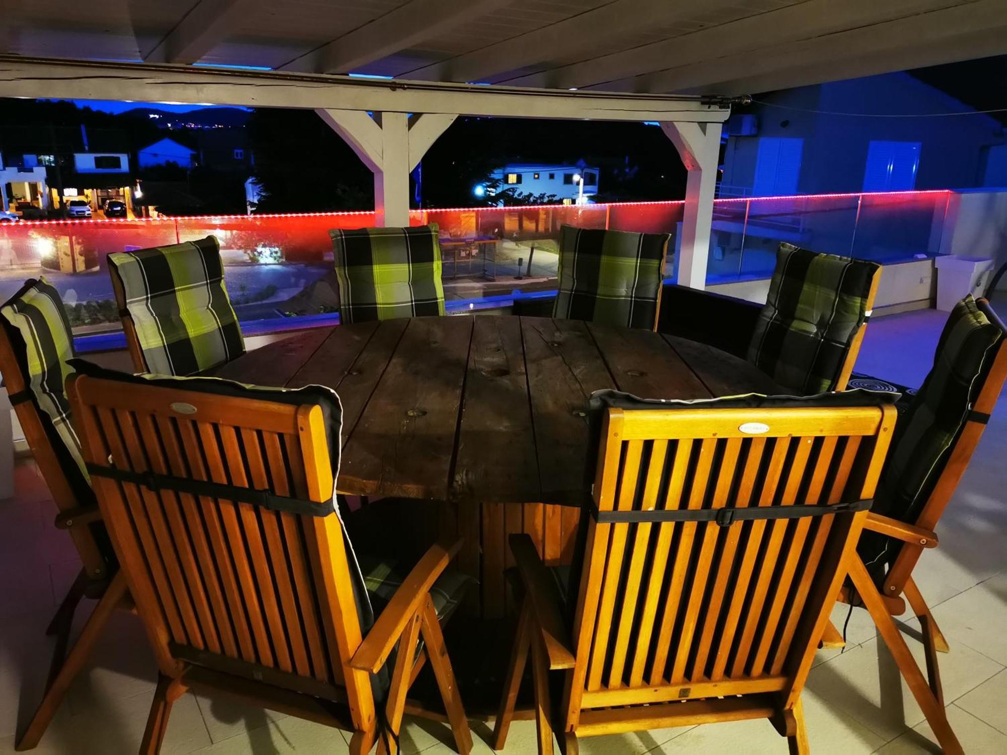 Penhaus apartman Angelus Drage Pakostane Ruang foto